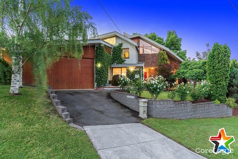 Property photo of 13 Drovers Walk Chirnside Park VIC 3116