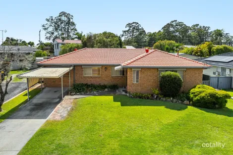 Property photo of 11 Sapphire Close Townsend NSW 2463