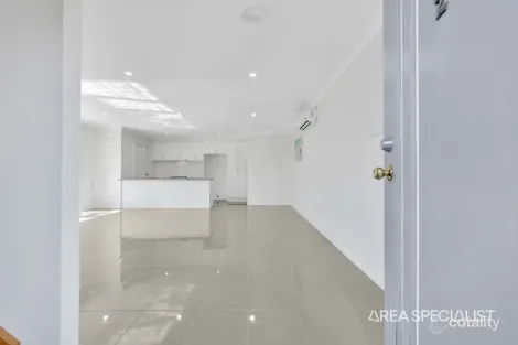 Property photo of 2/33 Camellia Crescent Norlane VIC 3214