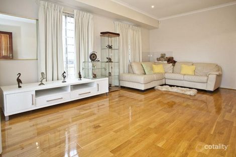Property photo of 3 Coptfold Court Glen Waverley VIC 3150