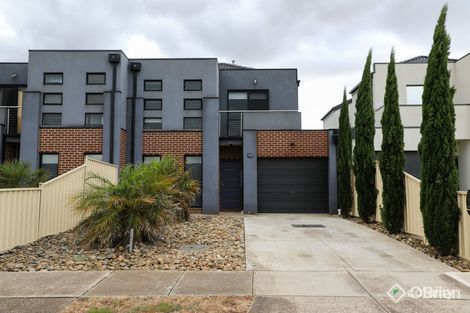 2/76 Greenhills Dr, Kurunjang, VIC 3337