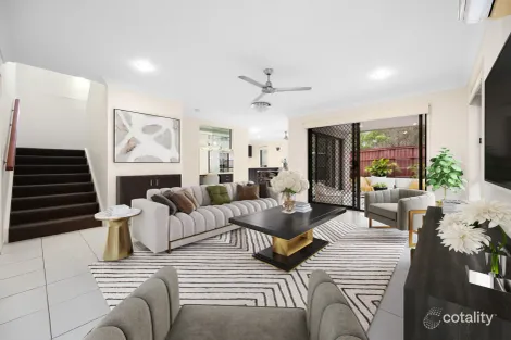 Property photo of 1 Pacific Place Pacific Pines QLD 4211