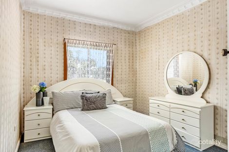 Property photo of 118 Lake Avenue Cringila NSW 2502
