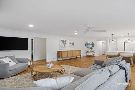 Property photo of 3 Parlour Place Robina QLD 4226