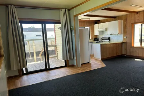 Property photo of 138 Windang Road Windang NSW 2528