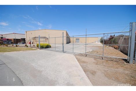 7 Moss Rd, Wingfield, SA 5013