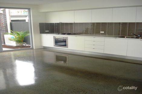 Property photo of 31 Emily Way Varsity Lakes QLD 4227