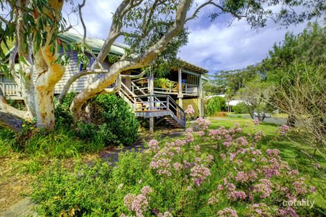 Property photo of 2 Harrow Drive Boomerang Beach NSW 2428