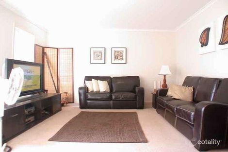Property photo of 4A Taplan Crescent Cranbourne West VIC 3977