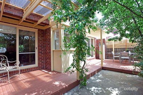 Property photo of 2/135 Ivanhoe Parade Ivanhoe VIC 3079
