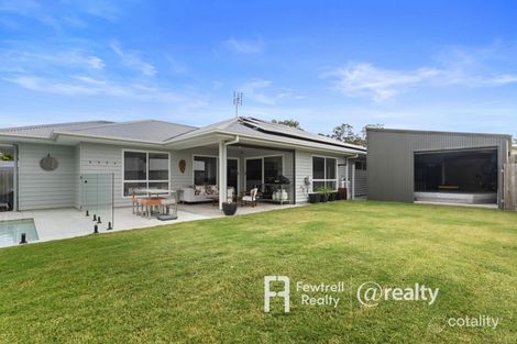 12 Evelyn Rd, Southside, QLD 4570