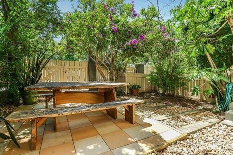 Property photo of 2/497 Bowen Terrace New Farm QLD 4005