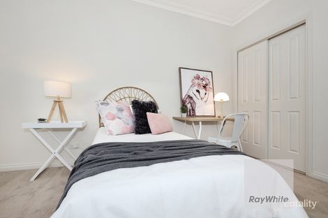 Property photo of 41B Simmington Circuit Greenvale VIC 3059