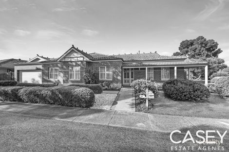 Property photo of 26 Rosslare Place Cranbourne VIC 3977
