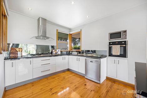 Property photo of 3 Lambert Street Wendouree VIC 3355