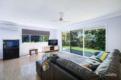 Property photo of 162 Monaco Street Broadbeach Waters QLD 4218