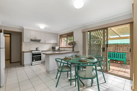 Property photo of 2/9 Harrison Court Altona Meadows VIC 3028
