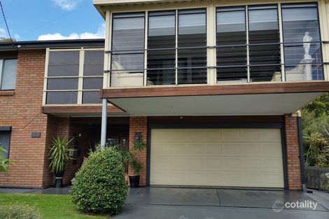 Property photo of 30 Kullaroo Road Summerland Point NSW 2259
