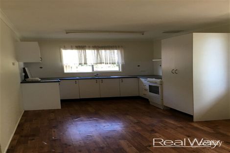 Property photo of 5 Olive Street Flinders View QLD 4305