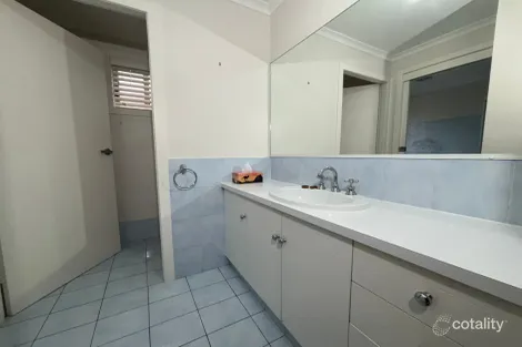 Property photo of 7 Clifton Boulevard Griffith NSW 2680