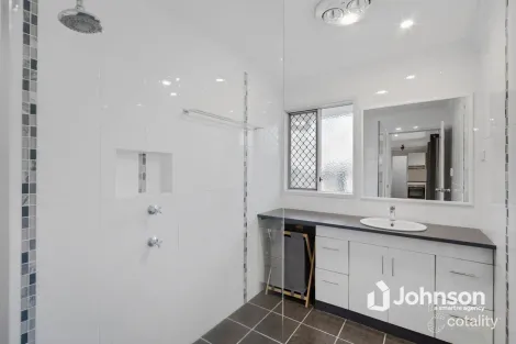 Property photo of 182 Cross Street Goodna QLD 4300