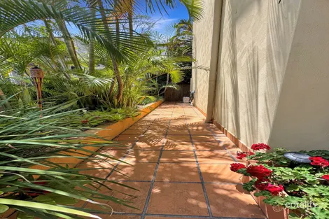 Property photo of 4/31-33 Mawarra Street Surfers Paradise QLD 4217