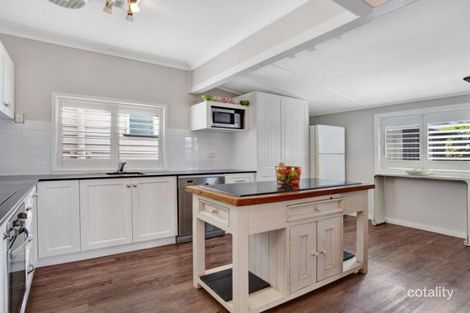 160 Lindsay St, Hamilton, NSW 2303