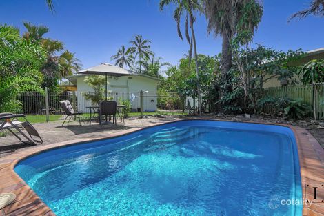 22 Baronia Cres, Holloways Beach, QLD 4878