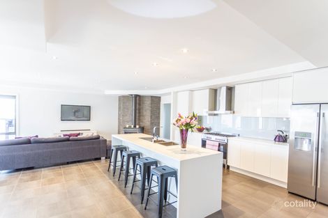 Property photo of 22 George Weily Place Orange NSW 2800