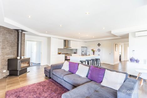 Property photo of 22 George Weily Place Orange NSW 2800