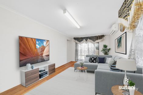 Property photo of 9 Lachlan Drive Endeavour Hills VIC 3802