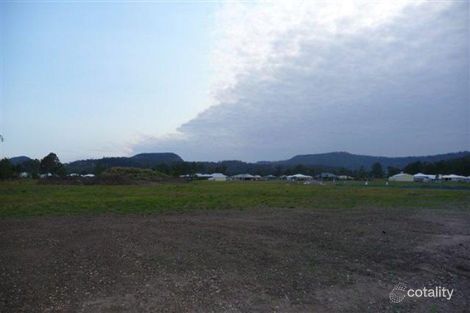 4 Pamela Ct, Withcott, QLD 4352