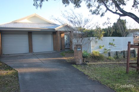 Property photo of 61 Dalmeny Drive Macquarie Hills NSW 2285