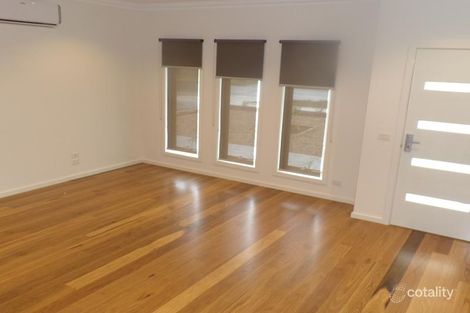 Property photo of 45 Hobbs Crescent Reservoir VIC 3073