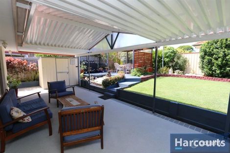 4 Trent Ct, Sandstone Point, QLD 4511