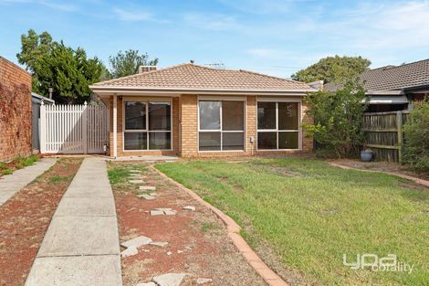 29 Flint Cres, Delahey, VIC 3037