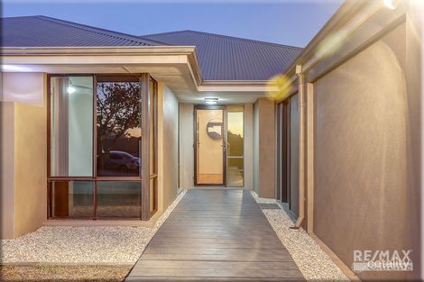 Property photo of 22 Ronsard View Ridgewood WA 6030