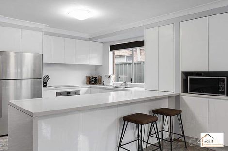 Property photo of 19 Yallum Court Wattle Grove NSW 2173