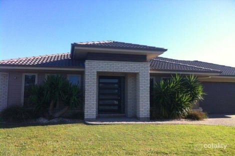 Property photo of 74 Lennox Circuit Pottsville NSW 2489