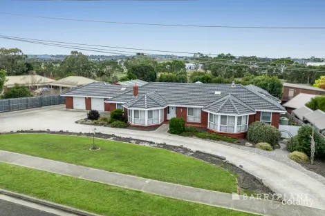Property photo of 40 Meadowvale Drive Grovedale VIC 3216