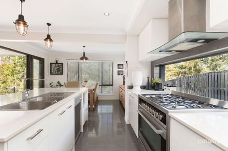 Property photo of 11 Tranquil Place McDowall QLD 4053