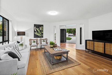 Property photo of 16 Knightsbridge Place Bridgeman Downs QLD 4035