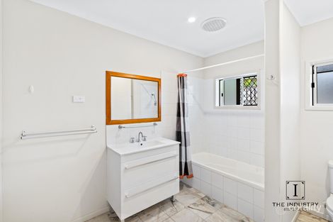 Property photo of 39 Bondi Crescent Kewarra Beach QLD 4879