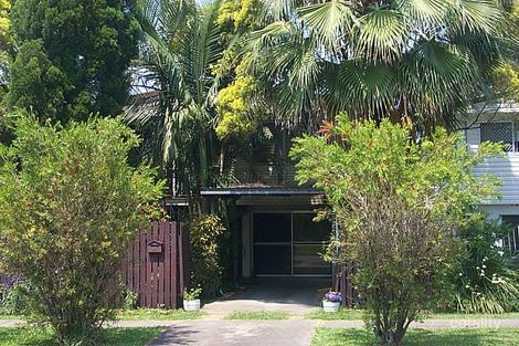 32 Englefield Rd, Oxley, QLD 4075