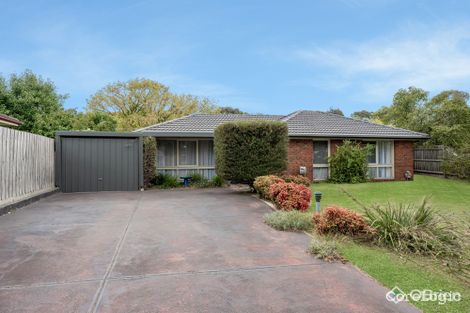 Property photo of 10 McMillan Court Cranbourne North VIC 3977