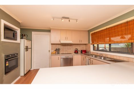 Property photo of 2 Dean Nook Kialla VIC 3631