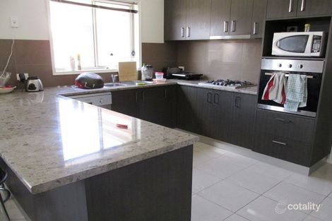 Property photo of 31 Sovereign Gardens Kangaroo Flat VIC 3555