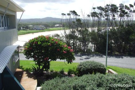 Property photo of 16 Pollack Esplanade Woolgoolga NSW 2456