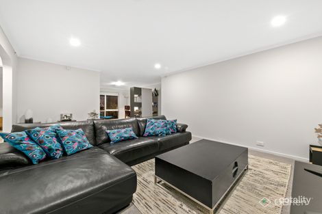 Property photo of 9 Wirrabarra Place Berwick VIC 3806