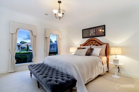 Property photo of 8 Contursi Drive Sydenham VIC 3037